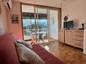 Studio cabine lumineux avec piscine à 400m de la plage - 4 couchages - FR-1-225-822